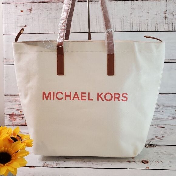 Michael Kors Tote Bag - Picture 1 of 5